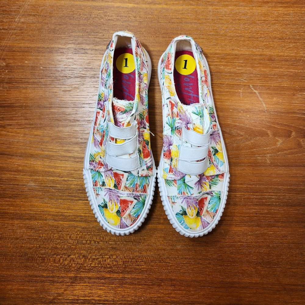 Blowfish Malibu Multi/White Fruits Printed Slip-on Kids (1)